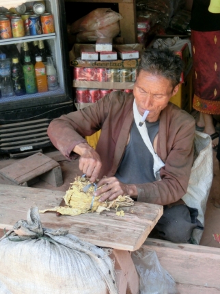 akha (68)